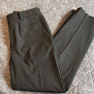 Uniqlo Black Men's Dress Pants - Slim Tailored Style
